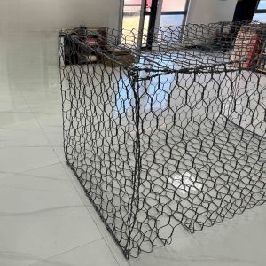 China Galvanized Gabion Cage Wall Woven Gabion Boxes Customized Protection Solutions factory