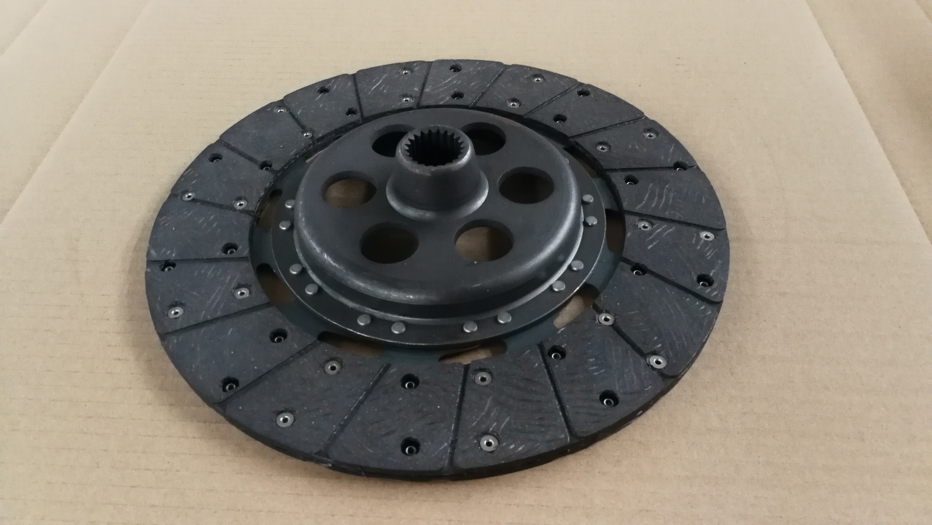 DISC AMBREIAJ Massey 1693884M91, 3610274M92, 3610274M91, 330 0038 160, 3300038160, S.19507, VPG2301, 30/221-38