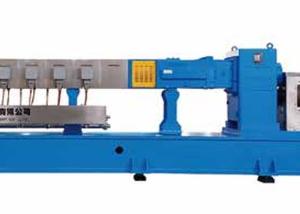 China High Torque 1000r 55kw Double Screw Extruder factory