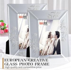 China Elegant Rectangular Bulk Glass Mirror Photo Frame Perfect For Any Occasion factory