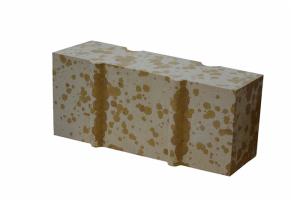 China Different Shape Light Weight 1520C Silica Insulating Brick factory