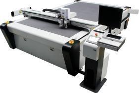 China 1000mm/S Digital  Flatbed Cutter Plotter for Cardboard Corrugated Paper Carton factory