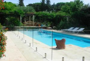 China Children Proof 10mm 12mm Swimming Pool Glass Fence Around Pool Safe Fencing factory