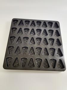 China 40 Links Non Stick Silicone Triangle Shaped Cake Baking Trays Mold factory