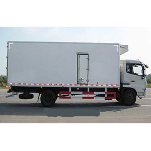 7 T Refrigerated Trucks And Vans LHD 4X2 Euro 2 Closed Van Truck With Frozen Box
