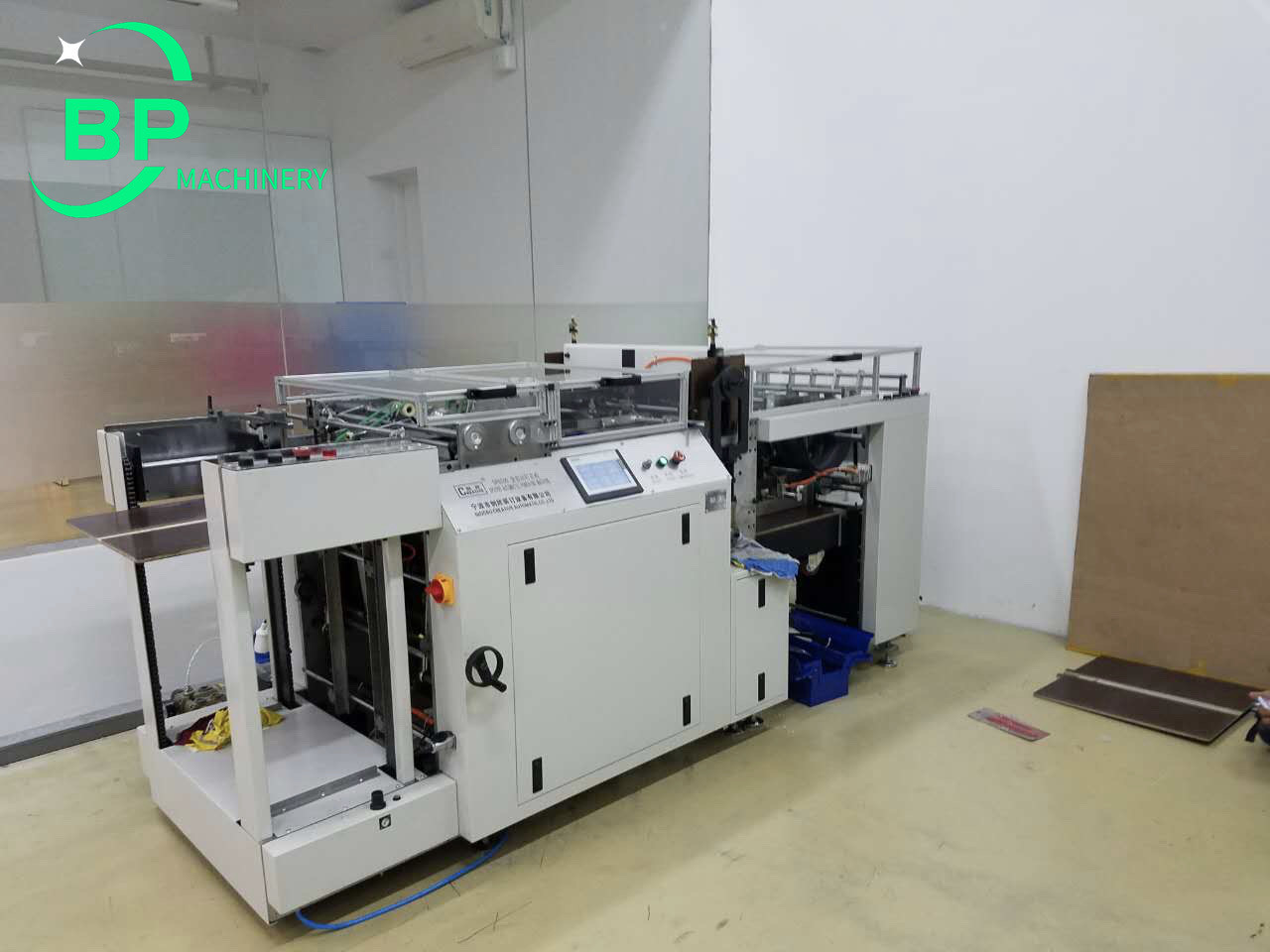 China automatic spiral double wire o notebook calendar hole punching machine  in Thailand .