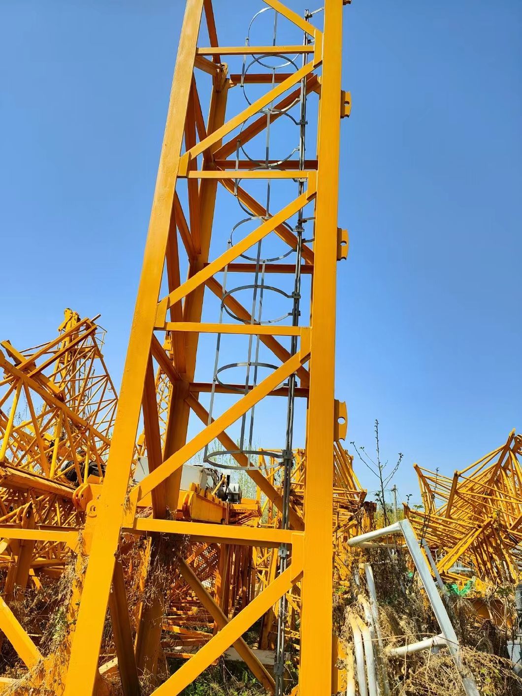 Year of 2013 Original Mc120b Used Tower Crane Max Load 6t Max Jib Length 60m with Good Price