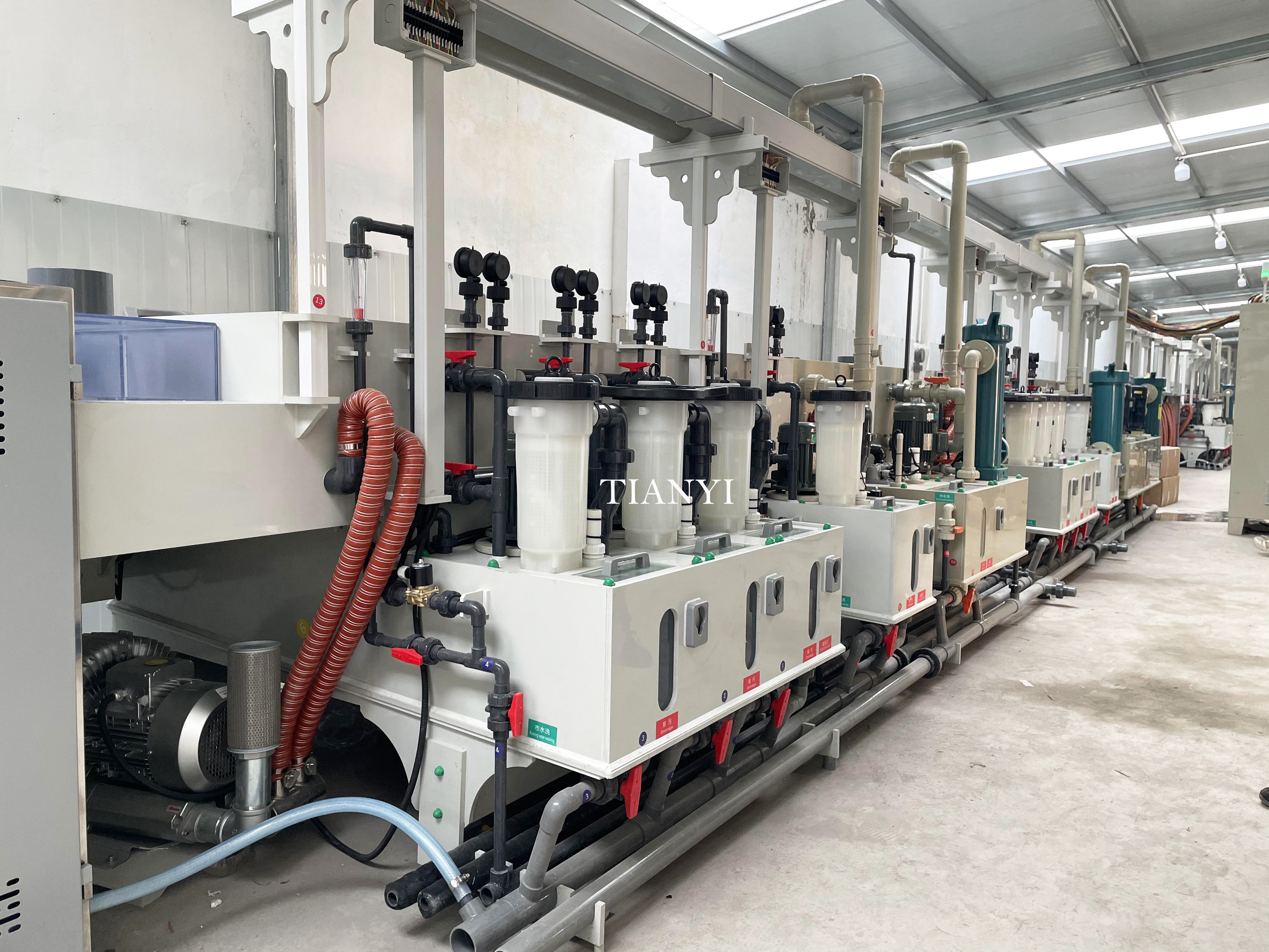 Automatic Tunnel Cleaning Machine For Apple Panel Keyboard Frame