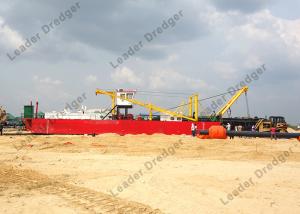 China Hydraulic Pump Leader Sand Suction Dredge 2000m Discharge Distance factory