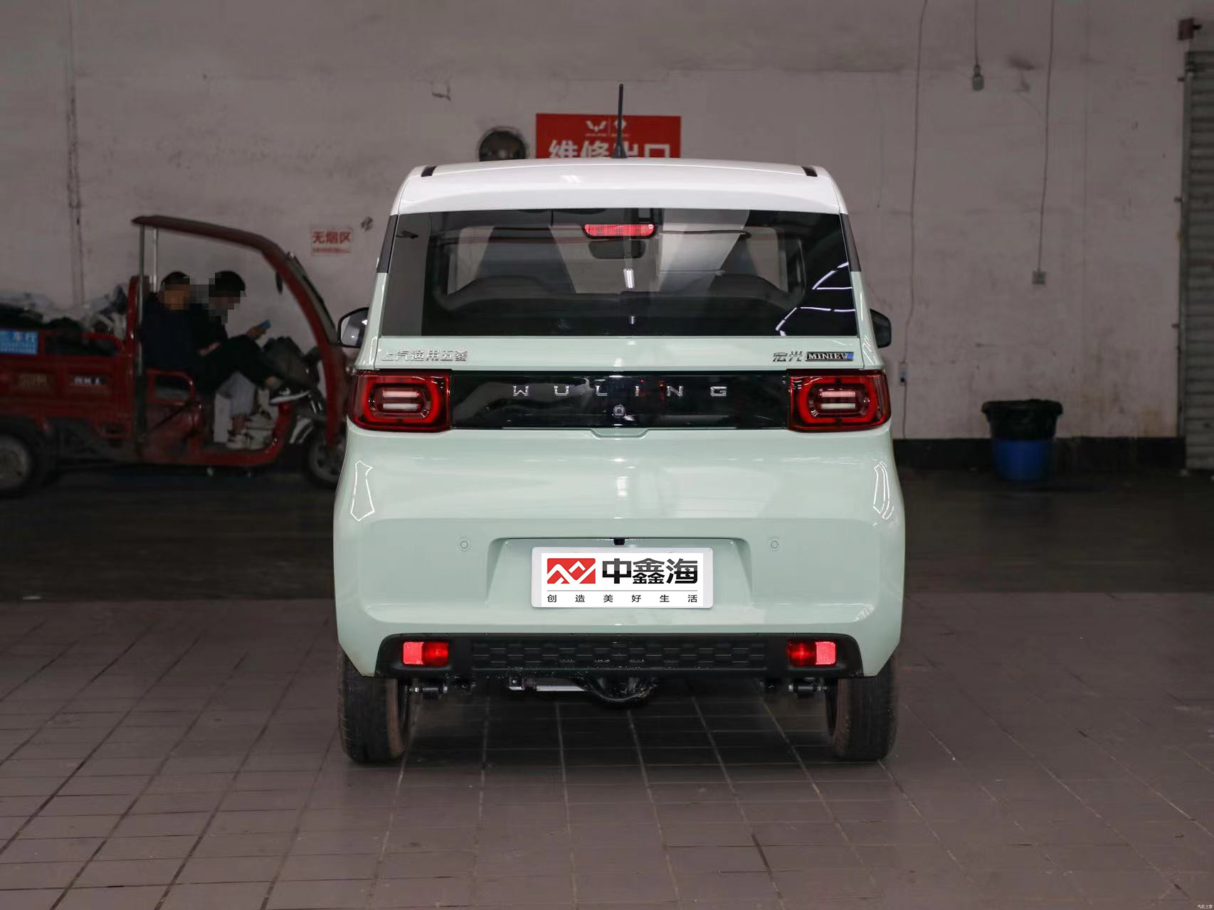 Hongguang MINIEV2022 Macaron Fashion 120KM ternary lithium Chinese Cars Electric Charger For Electric Car Cheap Adult Electric