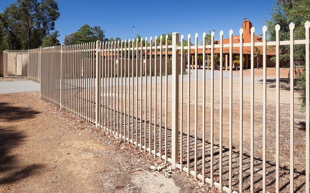 Tubular Steel Garrison Security Fence