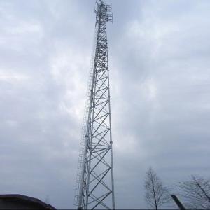 China Customized Single Arm Galvanized Steel Tower For Telecom Transmission factory