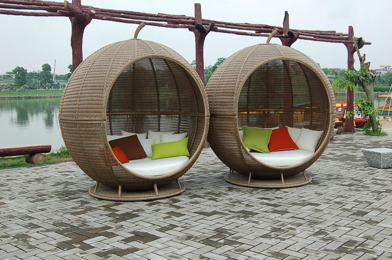 Powder Coated Outdoor Furniture Apple Style Rattan Weaving Sofa for Backyard Relaxation