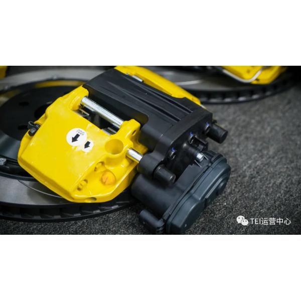 Front 6 Piston And Rear 4 Piston Caliper With E-brake Caliper BBK Auto Brake System For Cadillac CT5 19 Inch Rim