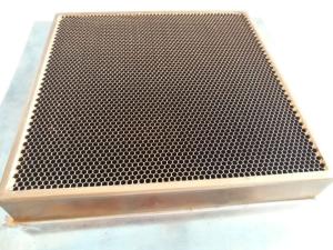 China Stainless Steel Honeycomb Waveguide Air Vents With Frame And Hole For Mri Room factory