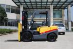 Counterbalance Forklift Truck 2.5T With Isuzu C240 Engine EPA Approved