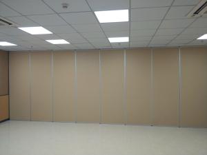 China Decorative Commercial Furniture Folding Partition Walls / Operable Wall Systems factory