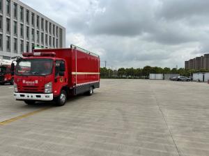 China QC90 Commercial Fire Trucks Fire Engine Rescue 7020 × 2300 × 3150MM factory