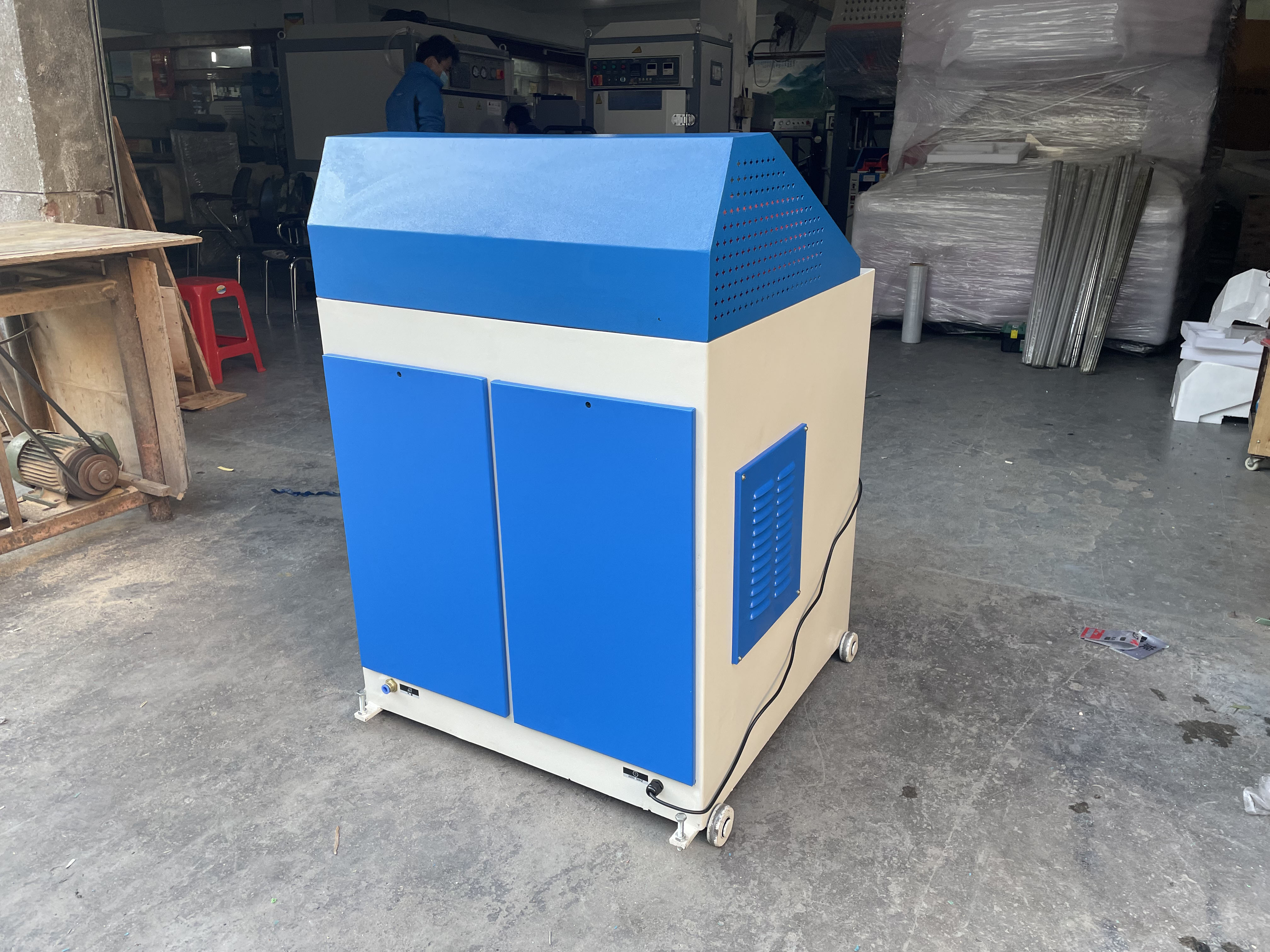 YT-2005DA Fully automatic Sandals shoe sole pressing machine bottom attaching machine double heads working