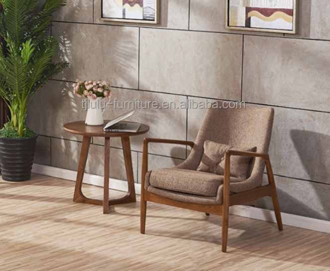 Single Living Room Furniture Wooden Upholstered Sofa Chair with Fabric and Foam Cushion on Wooden Frame