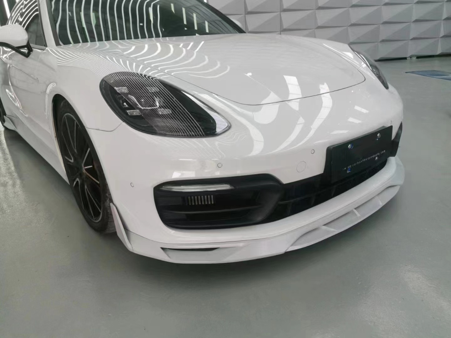 For Porsche Panamera Carbon Fiber Body Kit Panamera Carbon Fiber Front Lip Diffuser Spoiler Side Skirt