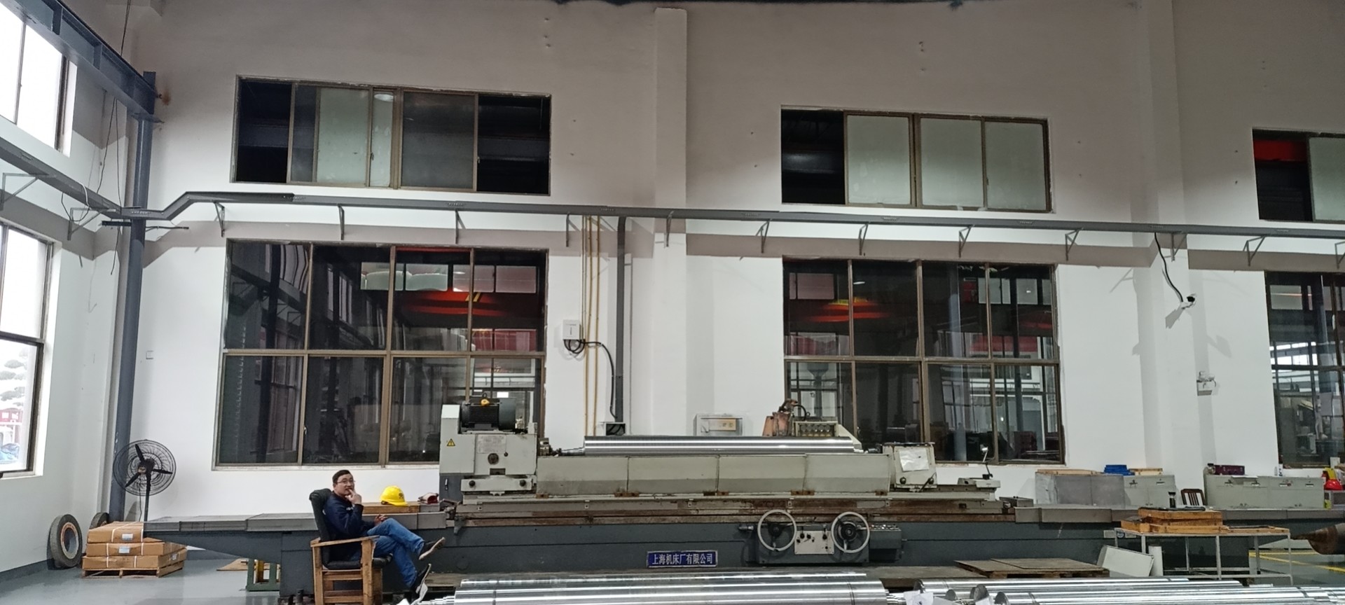 CNC grinding machine