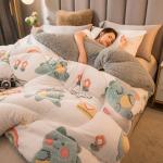 Customized Color Soft Chemical Fiber Quilt for Thickened Warm Lamb Fleece