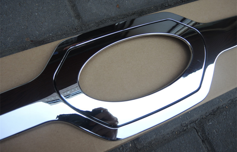 Custom Auto Body Trim Parts for Kia New Sorento 2015 Back Door Garnish Chrome