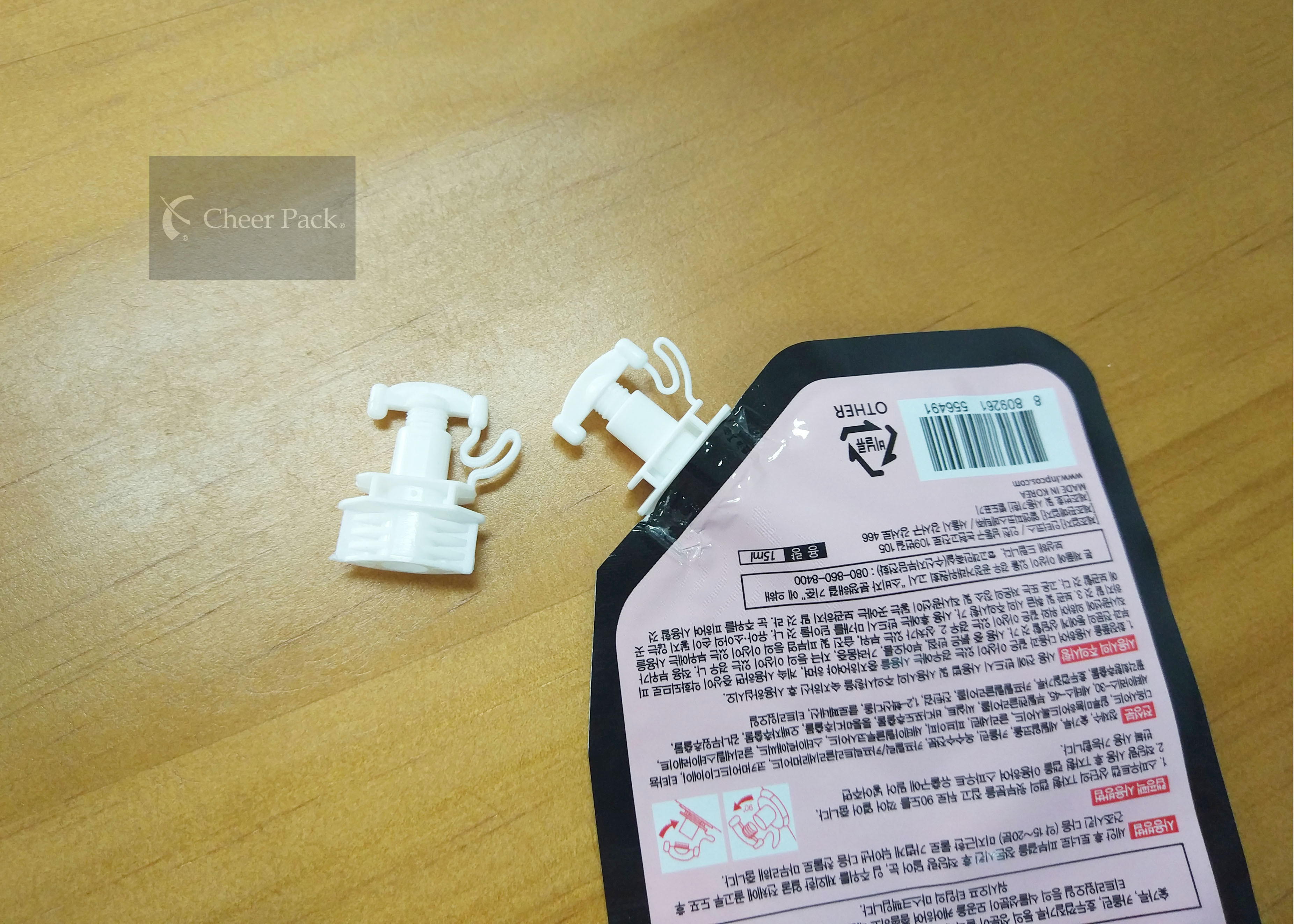 Flexible Package 5.5mm Twist Top Cap with Spout Polyethylene Food Grade