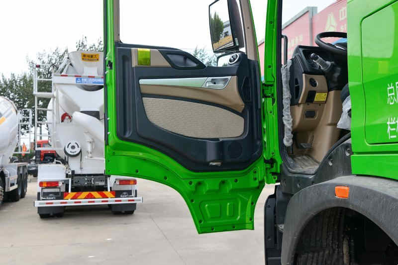 HOWO Tipper Truck New Model TX 440hp New Dump Truck 8*4 50tons