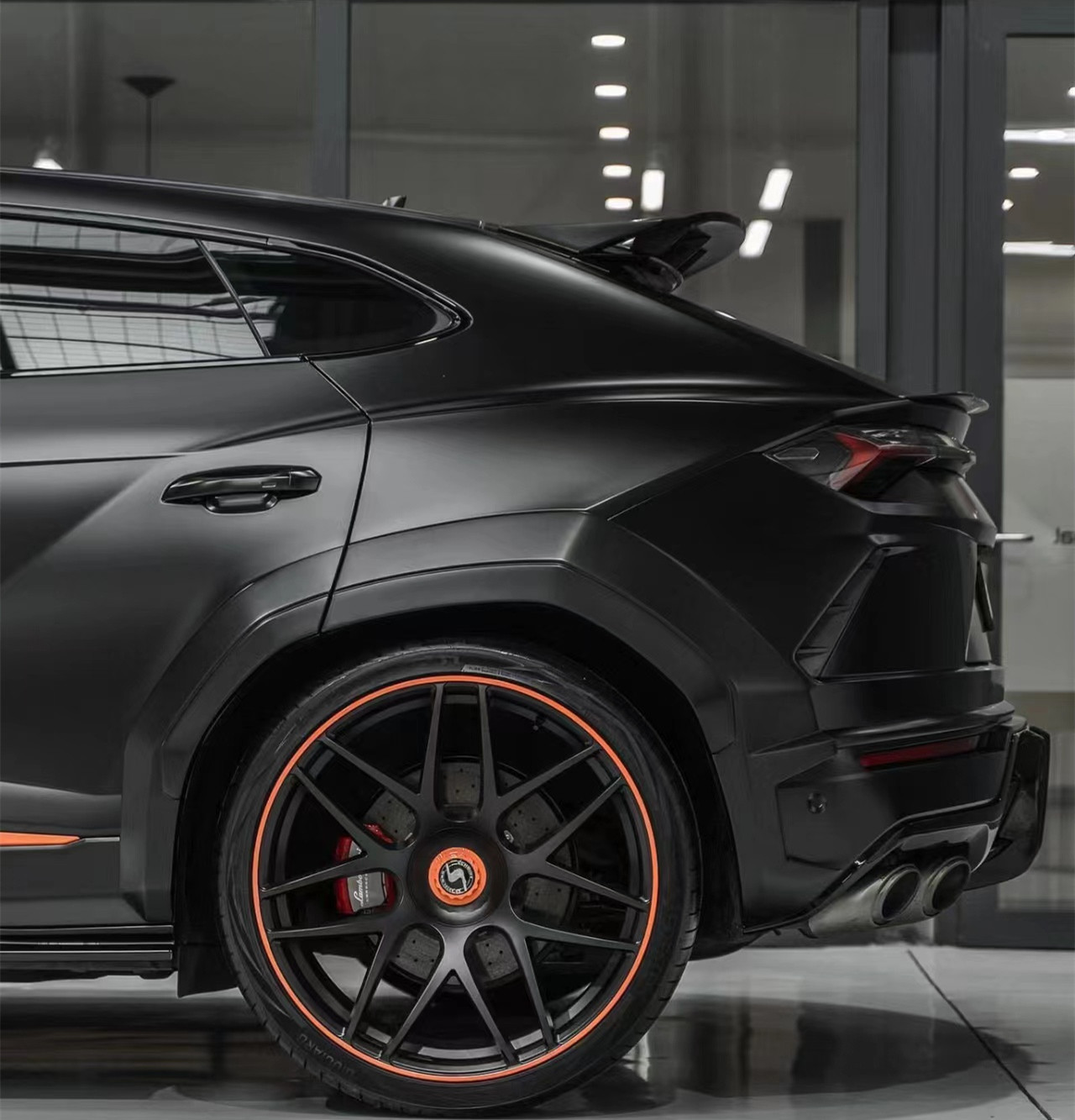 For Lamborghini URUS Carbon Fiber Spoiler URUS Upgrades the PD-style Carbon Fiber Spoiler Top Wing