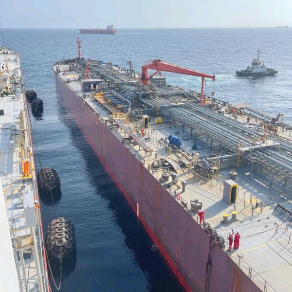 50Kpa 80Kpa Marine Yokohama Pneumatic Type Rubber Fender For Docking Boat