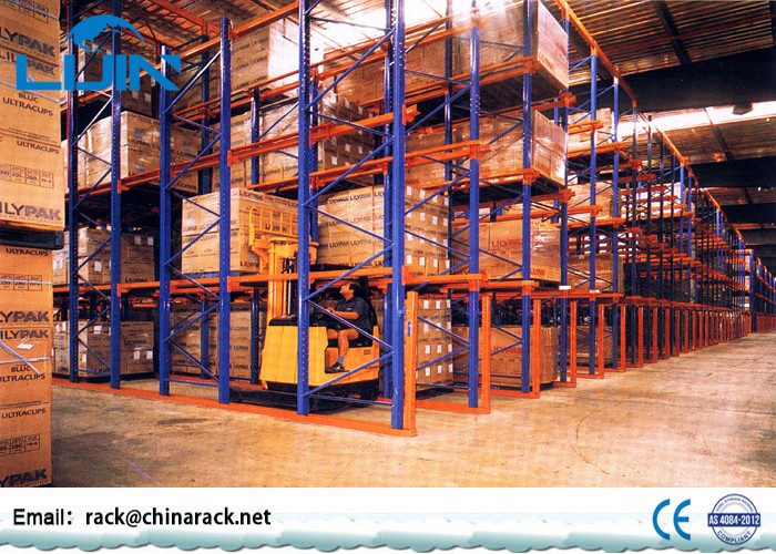 Q235B cold rolled steel Drive in Pallet Rack , Loading Capacity 1200KG
