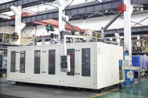 China Jerry Can 5L Automatic Plastic Moulding Machine Extrusion High Speed factory