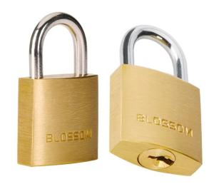 China Sturdy Keyed Small 32mm Brass Padlock Rectangular Hardened Steel factory