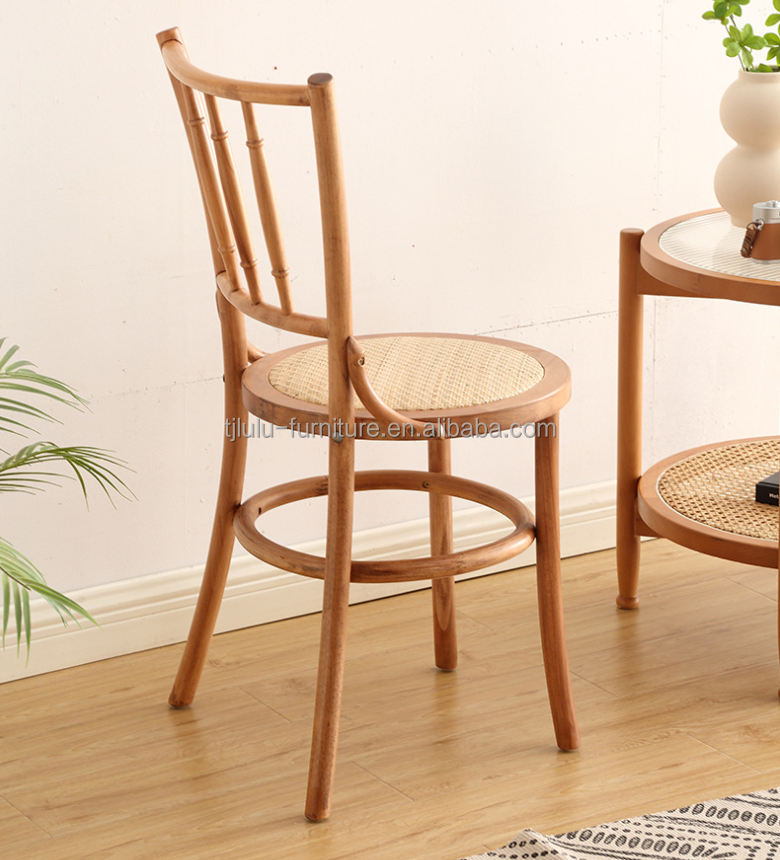 Modern Design Rattan and Solid Wood Dining Chair for Restaurant W36*D42*H88 cm