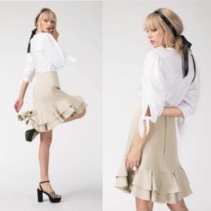 China Girl Knee Length Mini Skirts factory