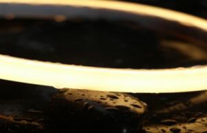 China IP68 DC 24V 5W/M 346lm/m Max storage temperature 65℃ LED strip factory
