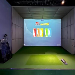 China Golf Simulator House Room Enclosure Set Hitting Golf Training Aids Home factory
