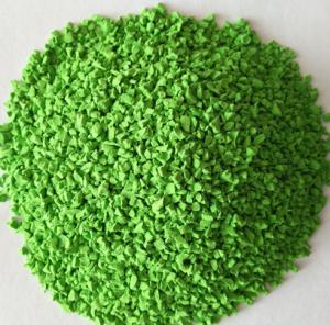 China Realistic Breathable Turf Rubber Pellets For School Running Track factory