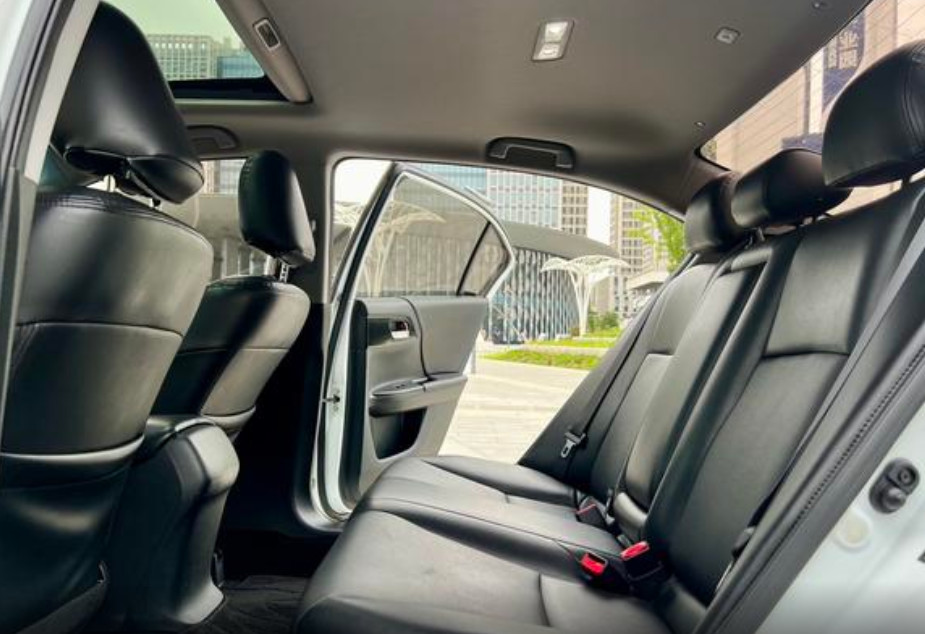 2023 2024 High Performance 5 Seater Luxury Sedan Used Honda Accord Petrol Car