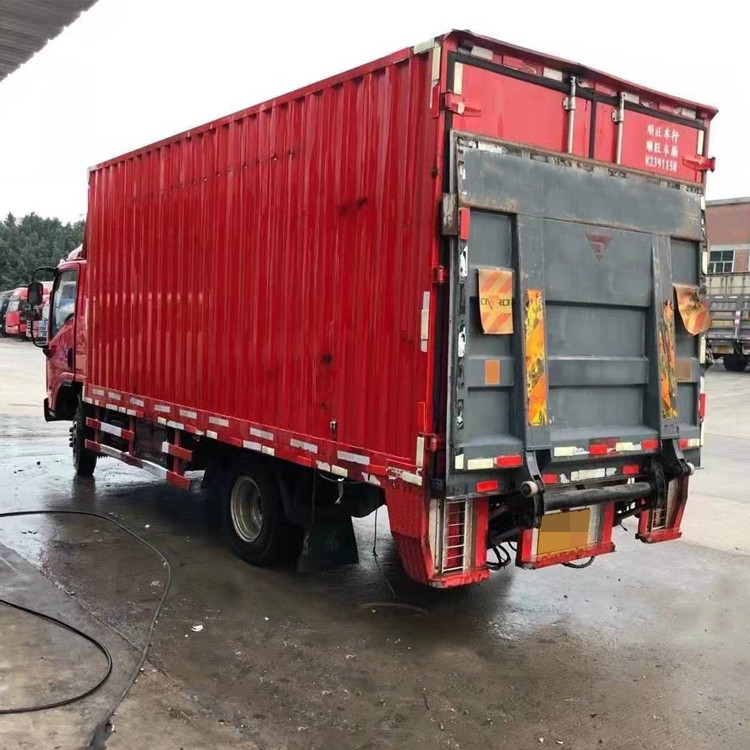 Used FAW Van Cargo Truck 140HP 5.2M Big Capacity 4x2 Second Hand 2018 Year