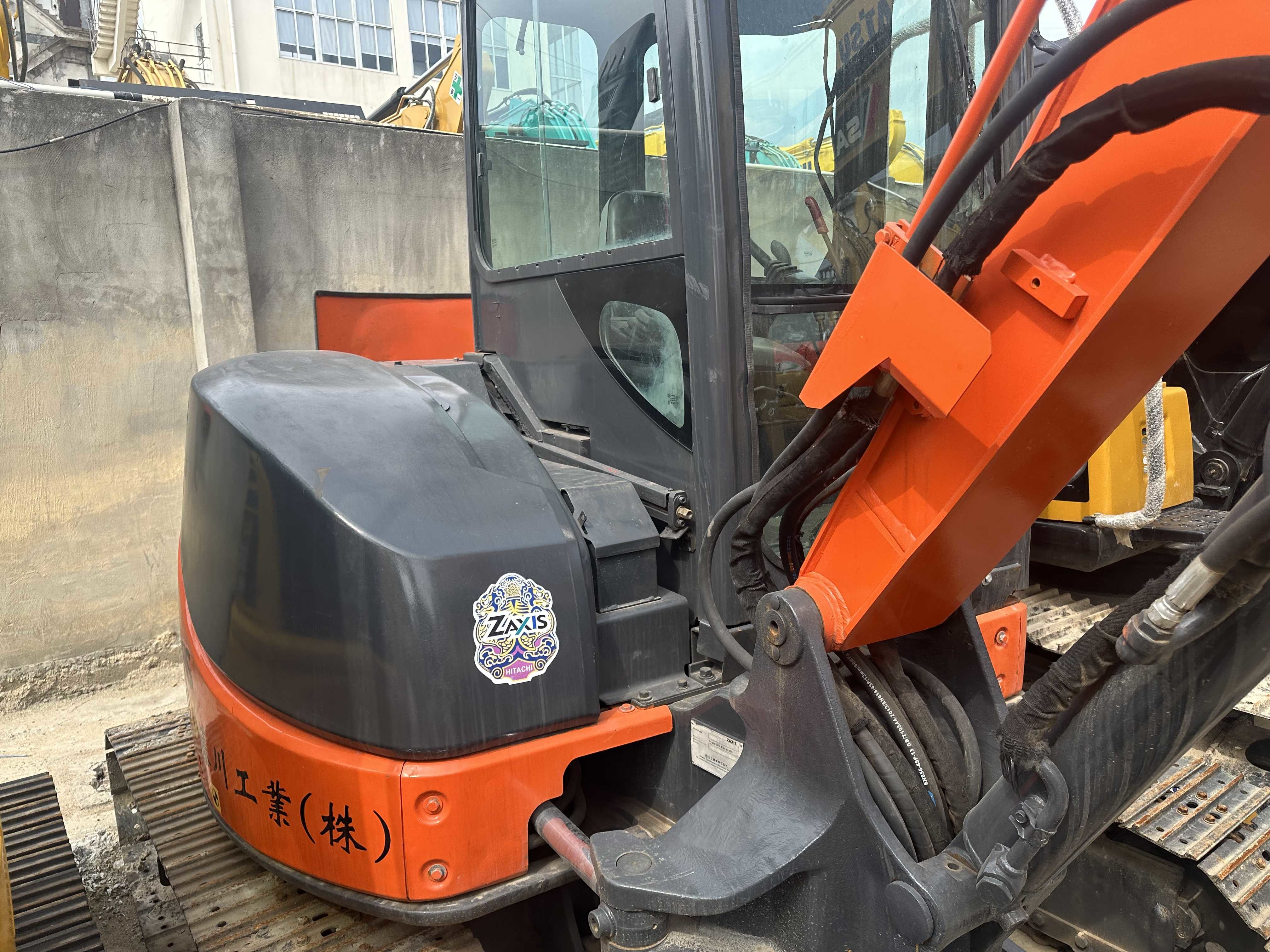 Second Hand Machinery Trader Mini Excavator Hitachi ZX50 5 Tonne