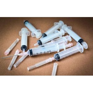 Hydraulic Syringes Injection Molding Machine With LCD Screen