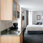 Lacquer Small Kitchen Cabinets Solid Wood All In One Mini Kitchenette for Hotel