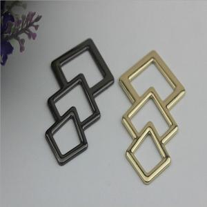 China Novelty design triangle pattern gold &amp; gunmetal zinc alloy metal logo plate for shoes accessories factory