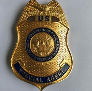 China High quality metal stamped gold plated engraved metal police badge factory