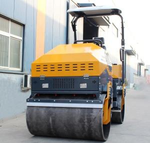 China 425mm Drum Diameter 3T Double Drum Roller Compactor for Soil Compaction factory