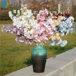 China Peanut Leaf Artificial Flower Bouquet Plastic Material For Wedding Scene Setting factory