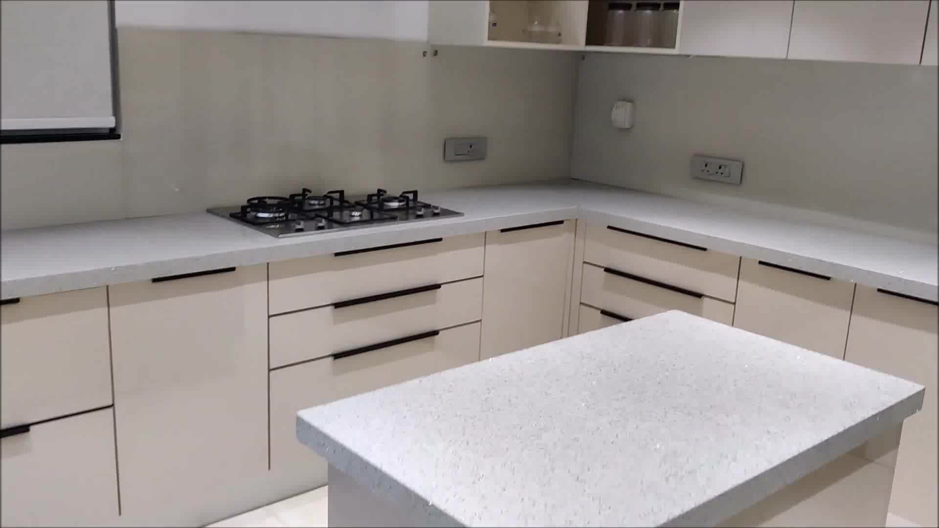 White Lacquer 90cm Modern Modular Kitchen Cabinets With Island Bench